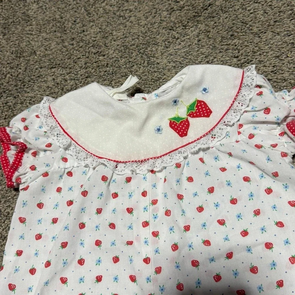Vintage Baby Girls 9-12M Strawberry Romper Apron Set Cottagecore